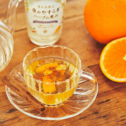 Last time, we have taught everyone how to DIY cocktail with Yomeishu Ginger Liqueur. This time, we will teach everyone how to mix with Yomeishu Megumi Liqueur.