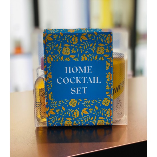 JIANGXIAOBAI (Pure Series) P50 + Fireball miniature + Schweppes Tonic Water mini can JIANGXIAOBAI (Pure Series) P50 + Fireball miniature + Schweppes Tonic Water mini can